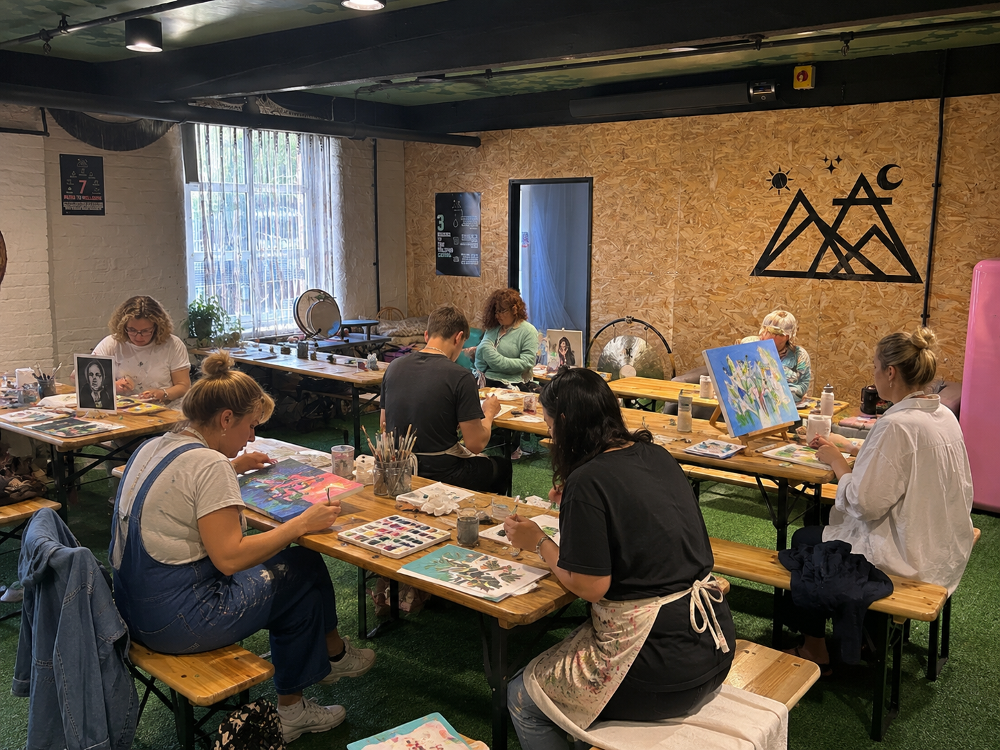 Art & Craft at The Hive