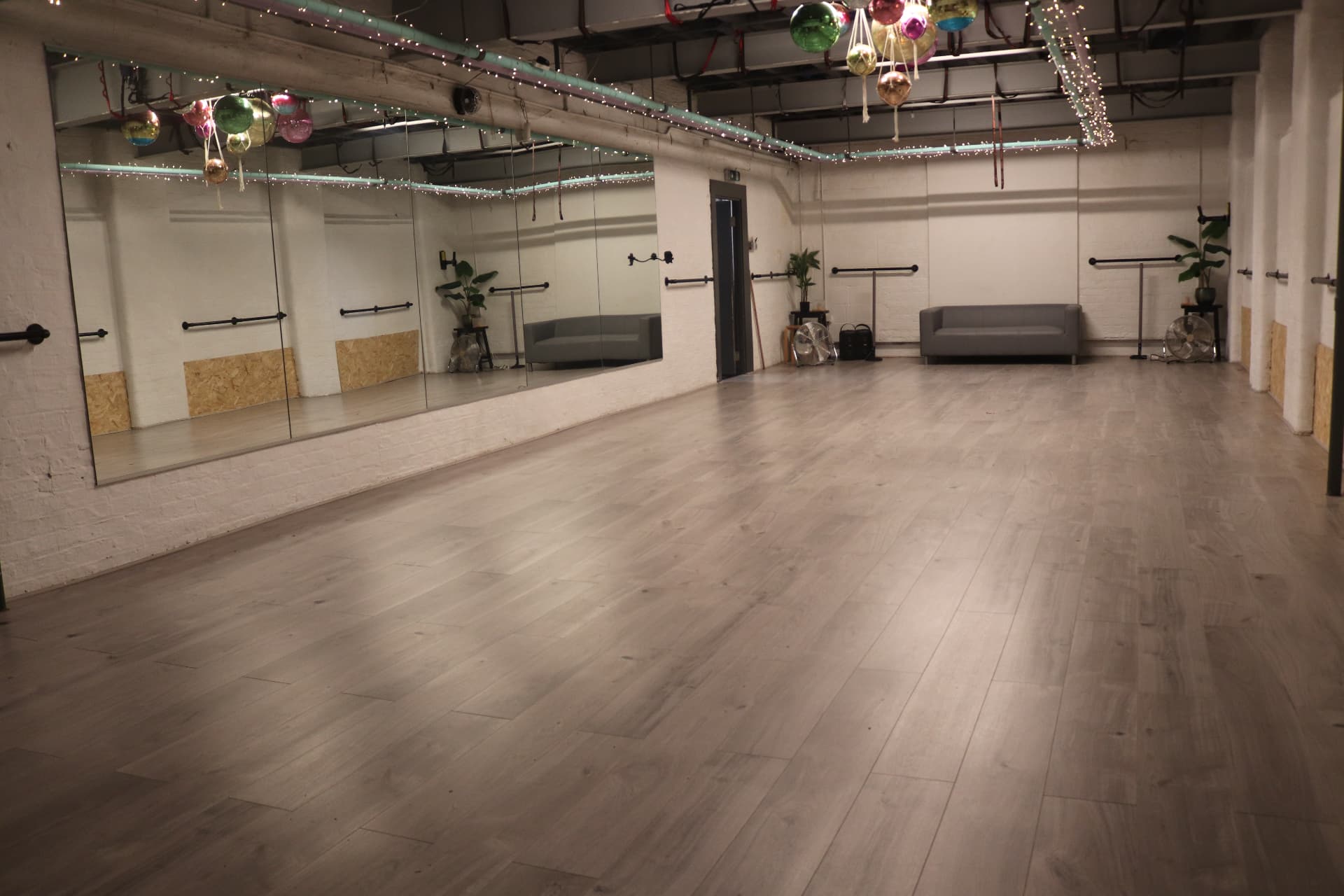 Vibe Studio cleared for rehearsals, dance, meetings or theatre seating