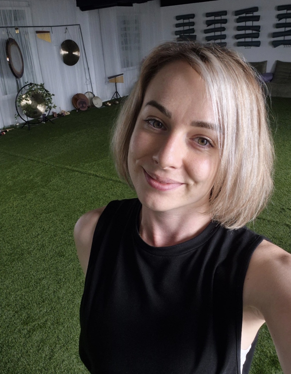 Dee — Yoga Teacher · She/Her